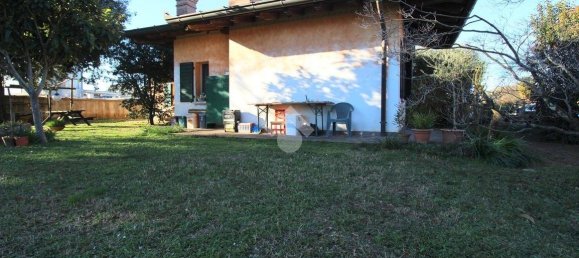 5 bedrooms Villa in Udine, Italy No. 78942 33