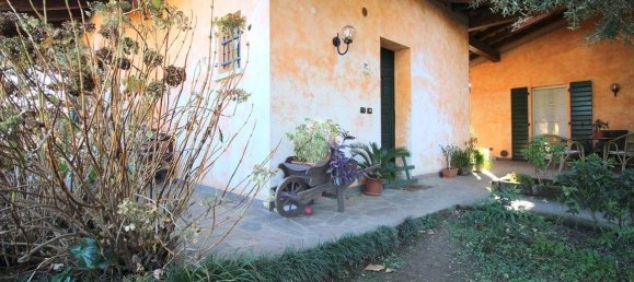 5 bedrooms Villa in Udine, Italy No. 78942 42