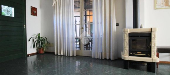 5 bedrooms Villa in Udine, Italy No. 78942 18