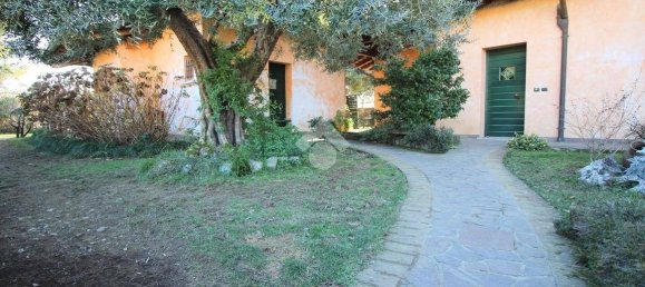 5 bedrooms Villa in Udine, Italy No. 78942 32