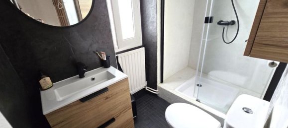 3 bedrooms House in Poitiers, France No. 300375 8