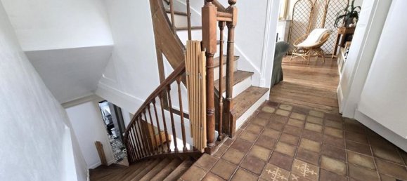 3 bedrooms House in Poitiers, France No. 300375 4