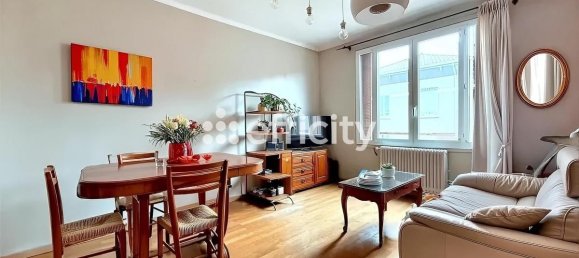 2 chambres Appartement à Villeurbanne, France No. 287176 2