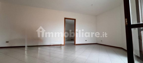 2 Schlafzimmer Wohnung in Calcinato, Italy, Nr. 318955 4