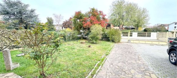 5 rooms Villa in Basaluzzo, Italy No. 215802 2