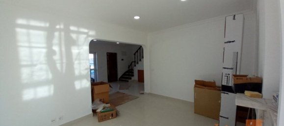 6 chambres Maison de ville à Cascais, Portugal No. 27499 3