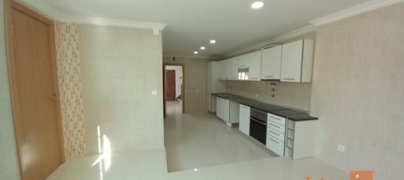 6 chambres Maison de ville à Cascais, Portugal No. 27499 10