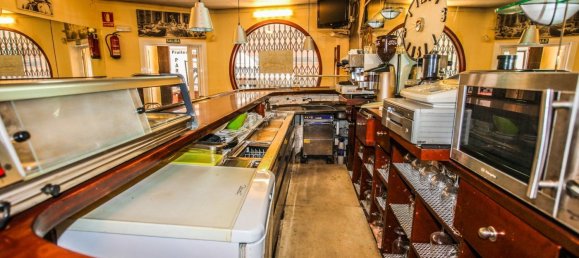 Gewerbliche Immobilie in Calafell, Spain 54m², Nr. 113611 5