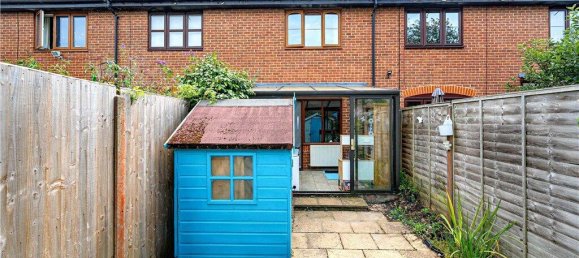 2 bedrooms House in Egham, United Kingdom No. 8642 19