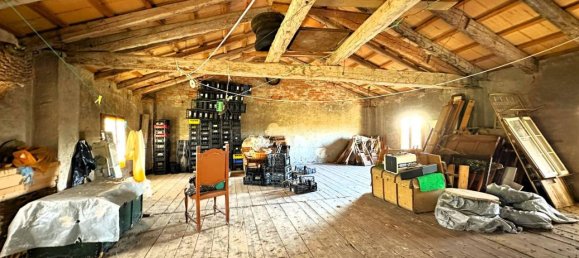 6غرفة منزل في Udine, Italy رقم 81643 42