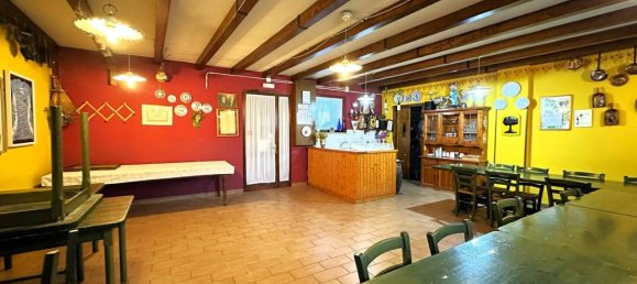 6غرفة منزل في Udine, Italy رقم 81643 26