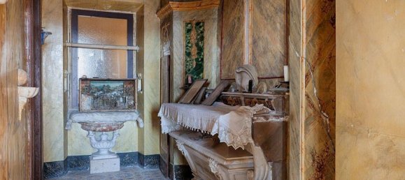 10 bedrooms House in Arpino, Italy No. 57149 9