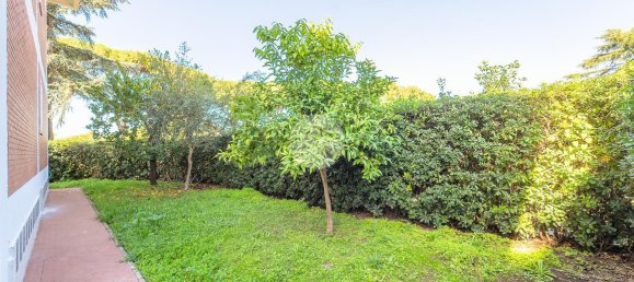 4 rooms Apartment in Rome, Italy No. 105074 21