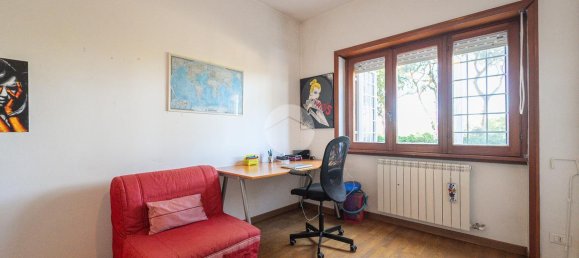4 rooms Apartment in Rome, Italy No. 105074 9