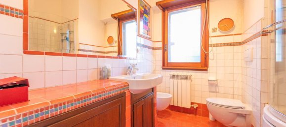 4 rooms Apartment in Rome, Italy No. 105074 6