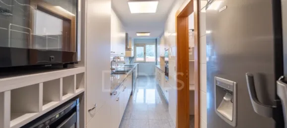 3 Schlafzimmer Wohnung in Porto, Portugal, Nr. 97393 10