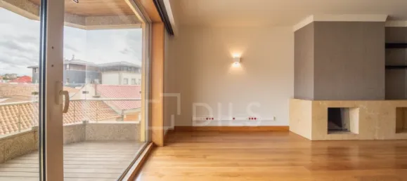 3 Schlafzimmer Wohnung in Porto, Portugal, Nr. 97393 6