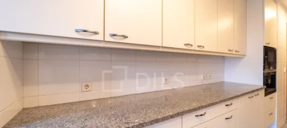 3 Schlafzimmer Wohnung in Porto, Portugal, Nr. 97393 15