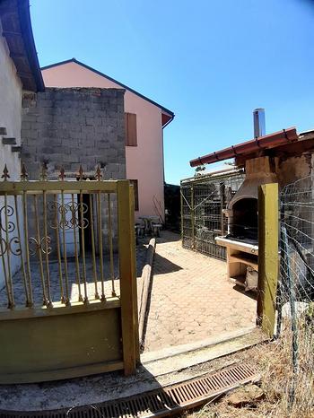  قطعة أرض في Genivolta, Italy 173متر مربع رقم 281266