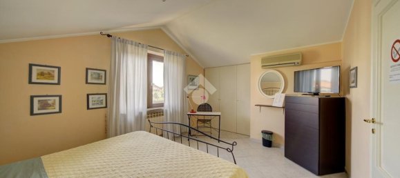 7 Schlafzimmer Villa in Orbassano, Italy, Nr. 318732 16