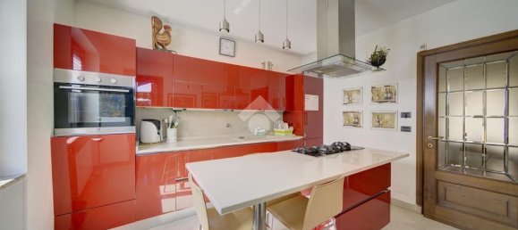 7 Schlafzimmer Villa in Orbassano, Italy, Nr. 318732 9