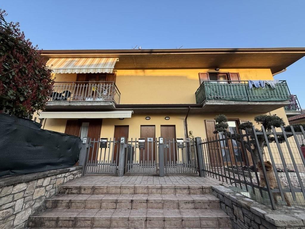 3-Zimmer Penthouse in Viadanica, Italy, Nr. 38747