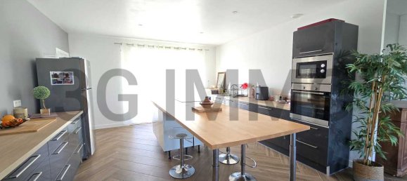 5 bedrooms Villa in Soual, France No. 200759 2