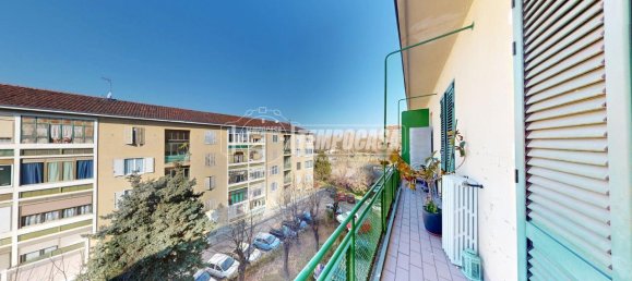 4 rooms Apartment in Turin, Italy No. 104820 25