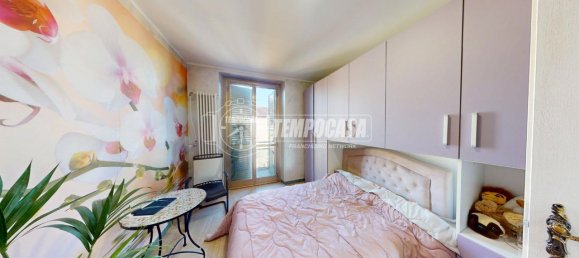 4 rooms Apartment in Turin, Italy No. 104820 9