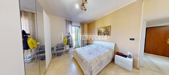4 rooms Apartment in Turin, Italy No. 104820 13