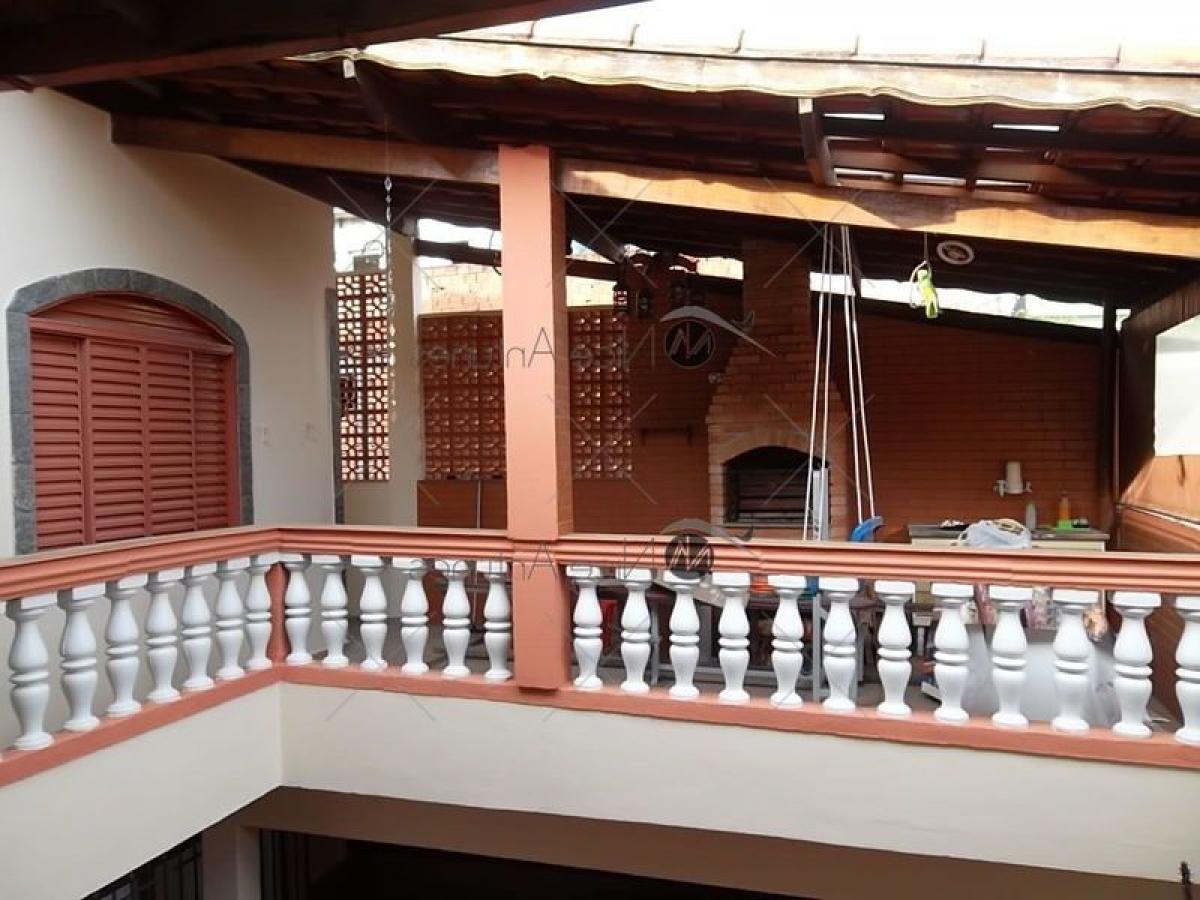 Casa de 3 dormitorios en Sao Paulo, Brazil No. 591964