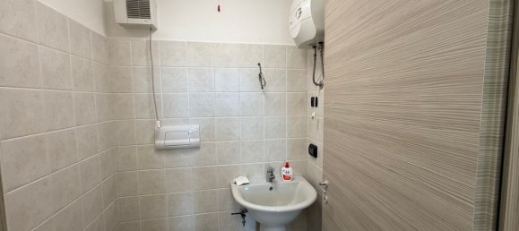 386m² Commercial property in Roncadelle, Italy No. 272343 13