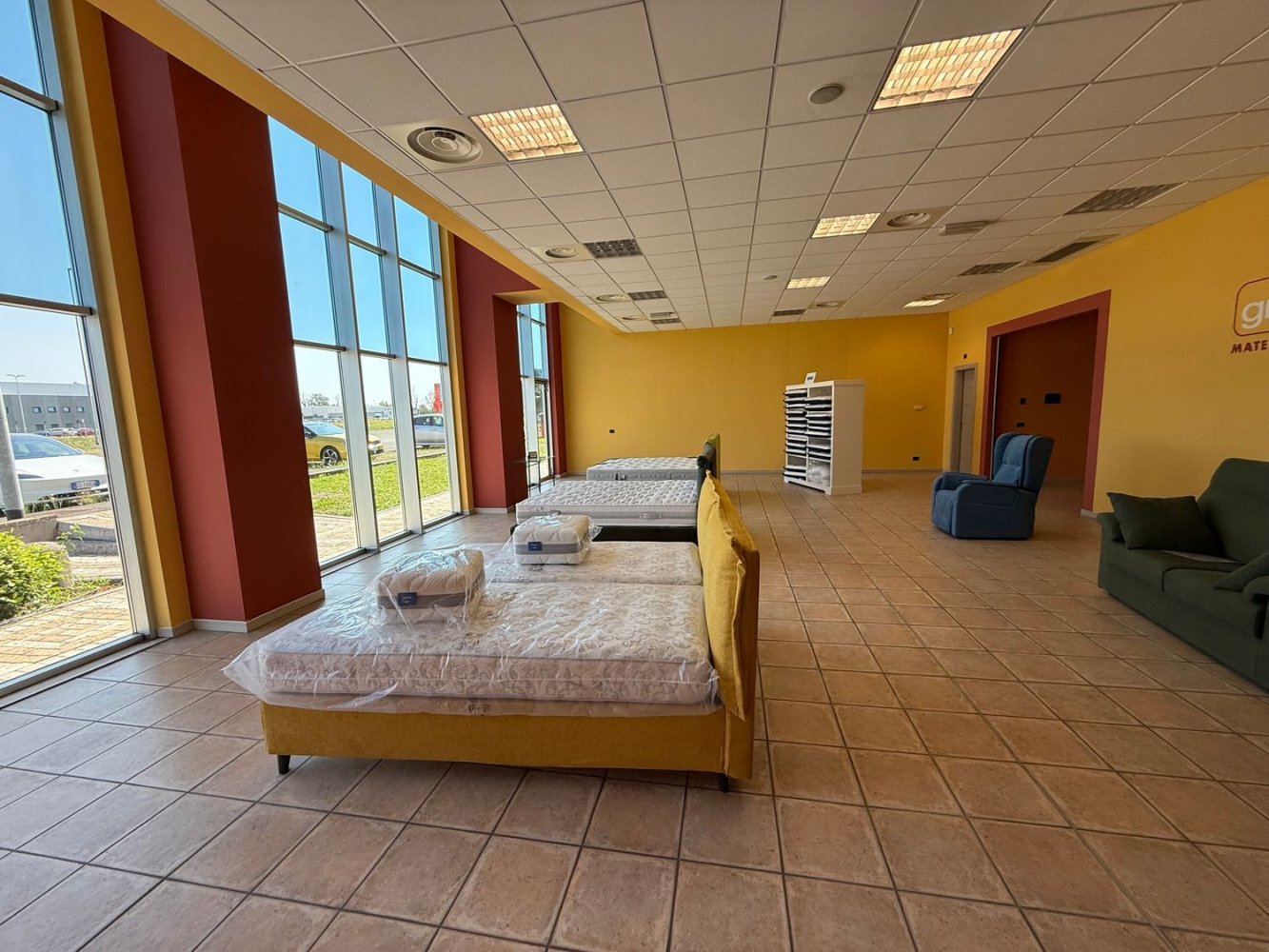 386m² Commercial property in Roncadelle, Italy No. 272343