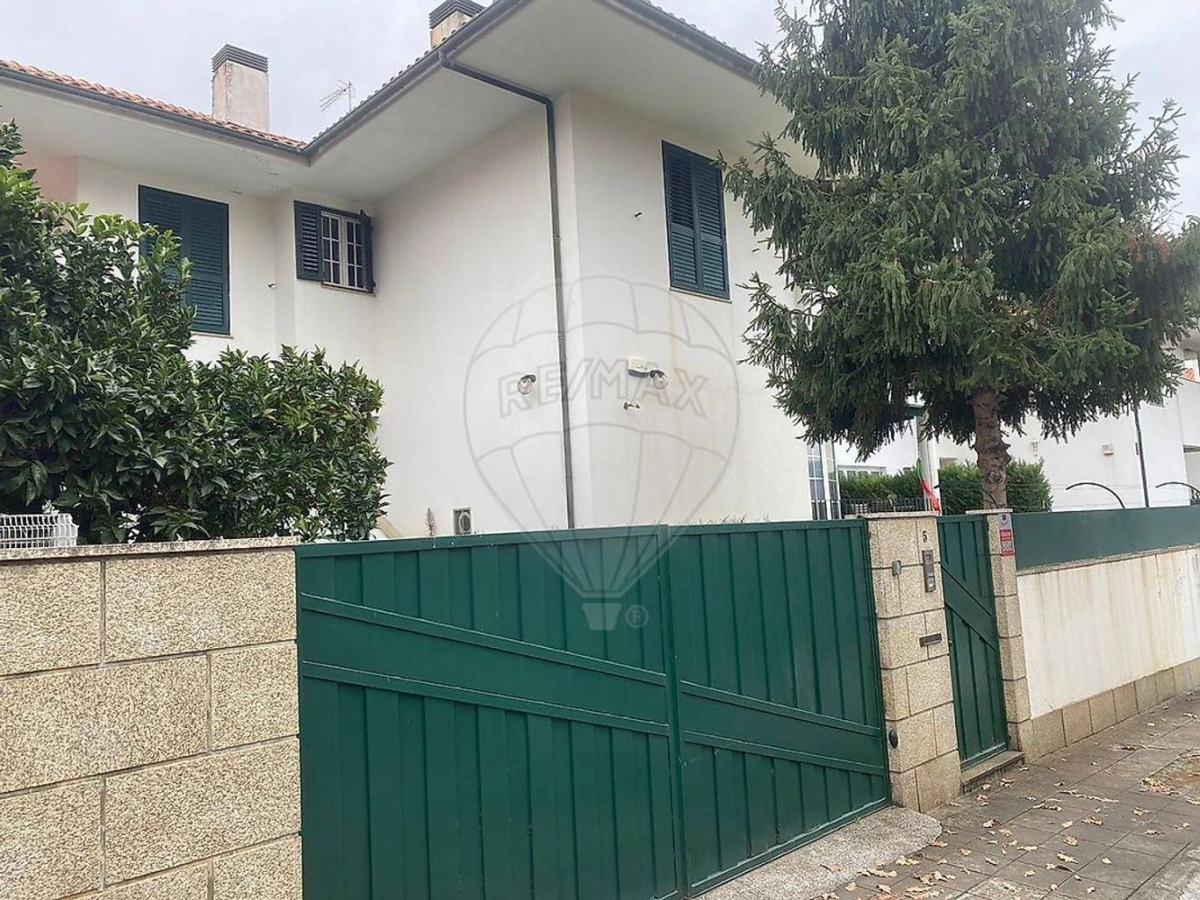 4 bedrooms House in Peso da Regua, Portugal No. 17861