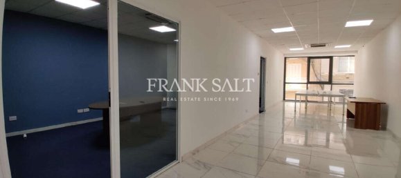 354m² Office in Sliema, Malta No. 11962 10