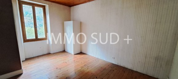 Casa de 4 dormitorios en Livet-et-Gavet, France No. 338238 8