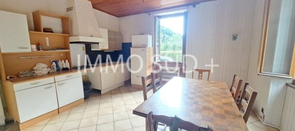 Casa de 4 dormitorios en Livet-et-Gavet, France No. 338238 3