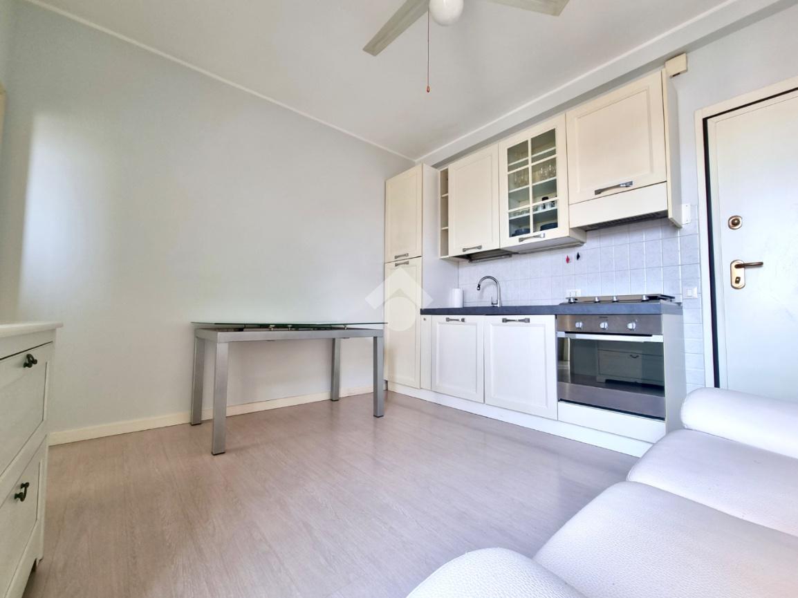 2 rooms Apartment in Padua, Italy No. 12852