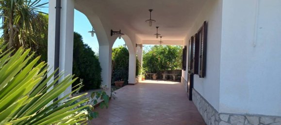 3 bedrooms Villa in Ciminna, Italy No. 335281 3