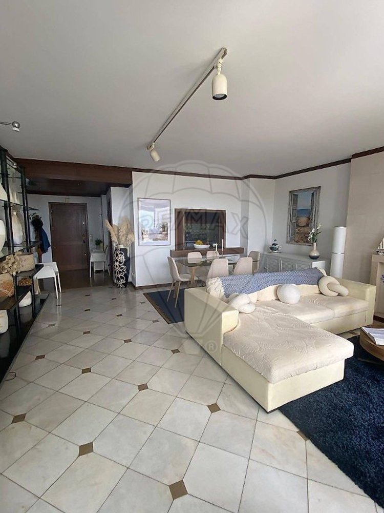 3 bedrooms Apartment in Cascais, Portugal No. 247602