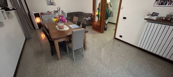 4 rooms Villa in Mirandola, Italy No. 268847 2