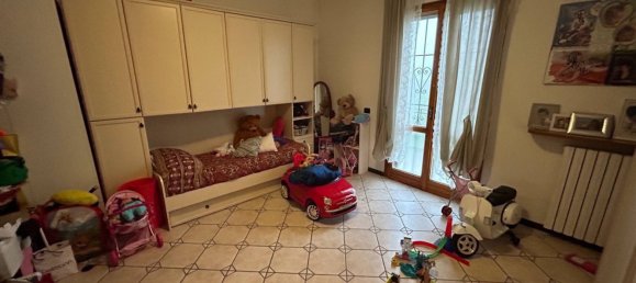 4 rooms Villa in Mirandola, Italy No. 268847 5