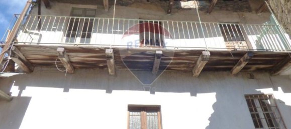 4-salle Appartement à Dumenza, Italy No. 118963 14