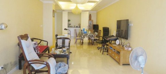 3 bedrooms Apartment in Tay Ho, Vietnam No. 5390 2