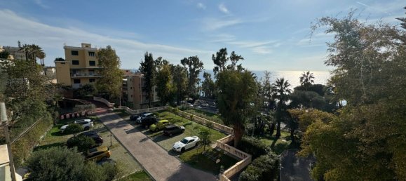 Apartamento de 4 habitaciónes en Ospedaletti, Italy No. 120231 3