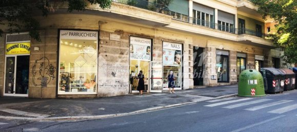 Imóvel comercial de 2 divisões em Rome, Italy N.º 332913 2