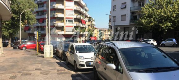 Imóvel comercial de 2 divisões em Rome, Italy N.º 332913 7