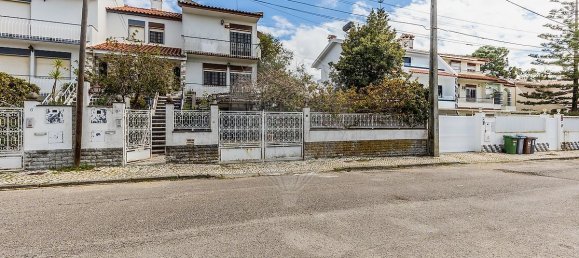 4 bedrooms House in Corroios, Portugal No. 188557 8