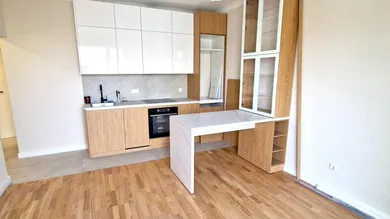 Apartamento de 2 habitaciónes en Dobling, Austria No. 107283