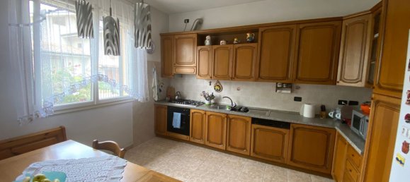 6 rooms Villa in Ravenna, Italy No. 80373 6